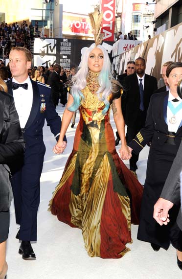 Lady-GaGa-In-Alexander-McQueen5.jpg