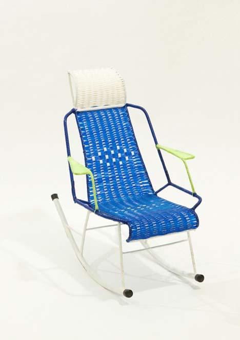 marni-100-chairs-inhabi-tants-the-migrating-multitude-chairs-03